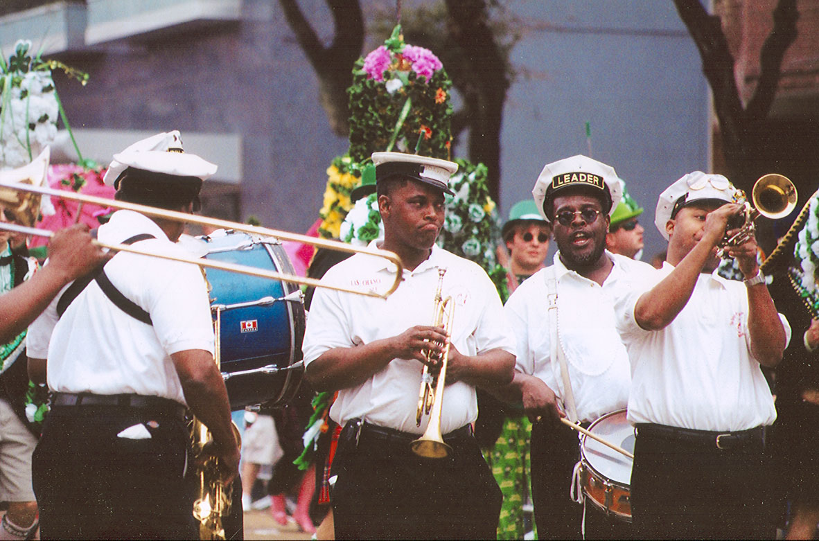 Saint Patrick Day Parade, Jackson, Mississippi, floats and bands